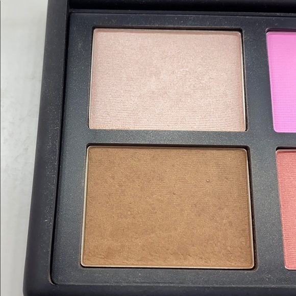 Nars Guy Bourdin One Night Stand Cheek Palette - Picture 2 of 7